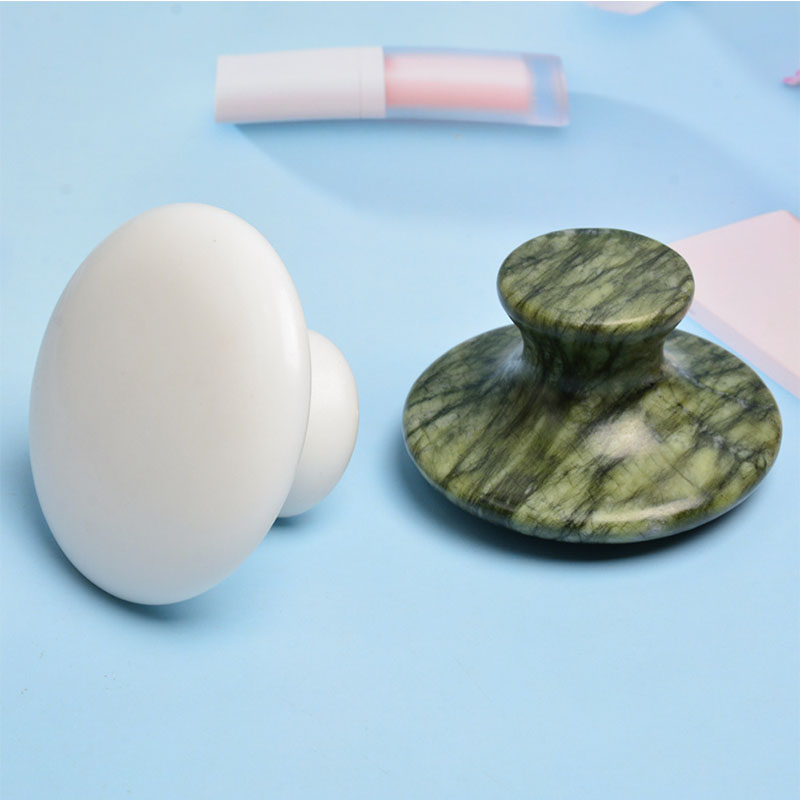 天然翡翠キノコ型ヘッドマッサージャー 大サイズ 翡翠刮痧ポイ - Jade Gua Sha Tool のレビューと価格