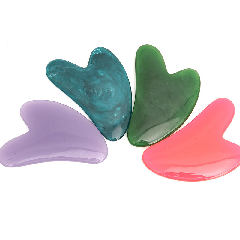 ホットハートローズクォーツグアシャストーン、フェイシャルジェ - Jade Gua Sha Tool のレビューと価格